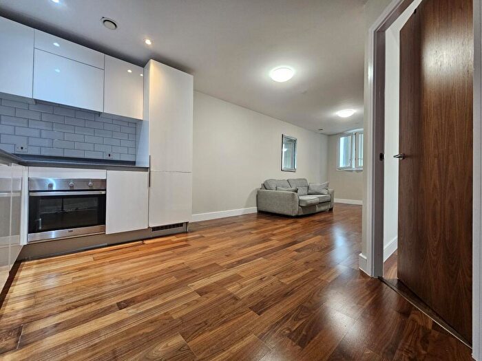 1 Bedroom Flat To Rent In Hagley Road, Birmingham, B16