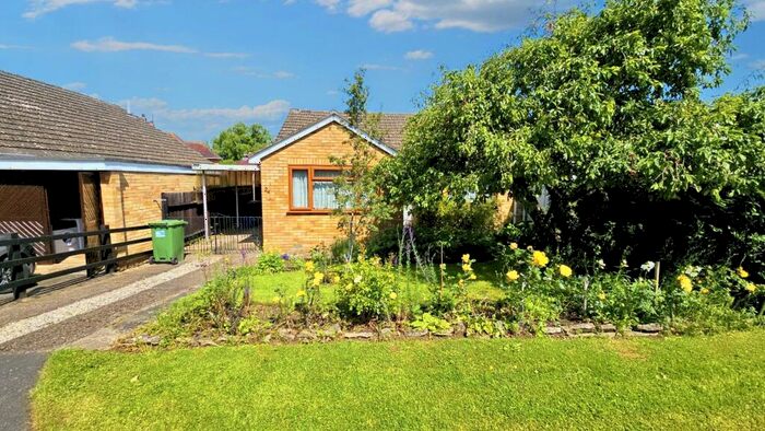 2 Bedroom Semi-Detached Bungalow For Sale In Church Close, Hartwell, Northampton, NN7