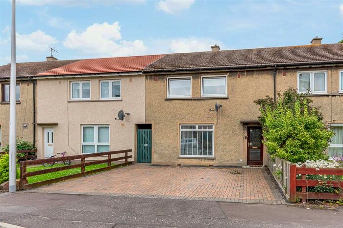 3 Bedroom Terraced House For Sale In Upper Wellheads, Limekilns, KY11