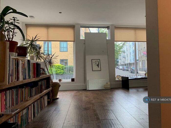 2 Bedroom Flat To Rent In Gifford Street, London, N1