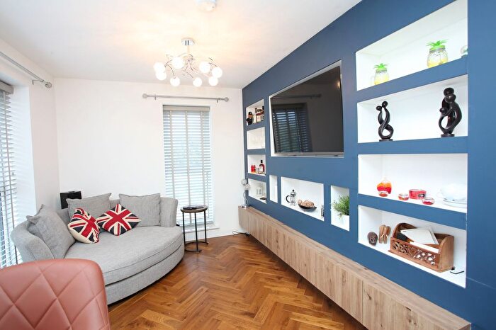 2 Bedroom Flat To Rent In Rhodfa Ieuan, Capel Llanilltern, CF5