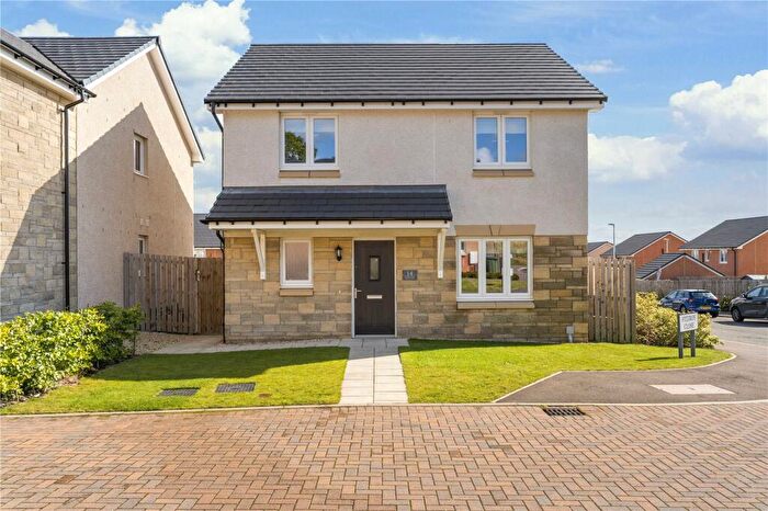 4 Bedroom Detached House For Sale In Fitzroy Close, Penicuik, Midlothian, EH26