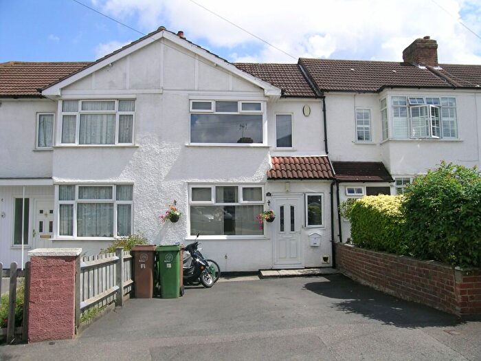 2 Bedroom Terraced House For Sale In Conrad Drive, Worcester Park, KT4