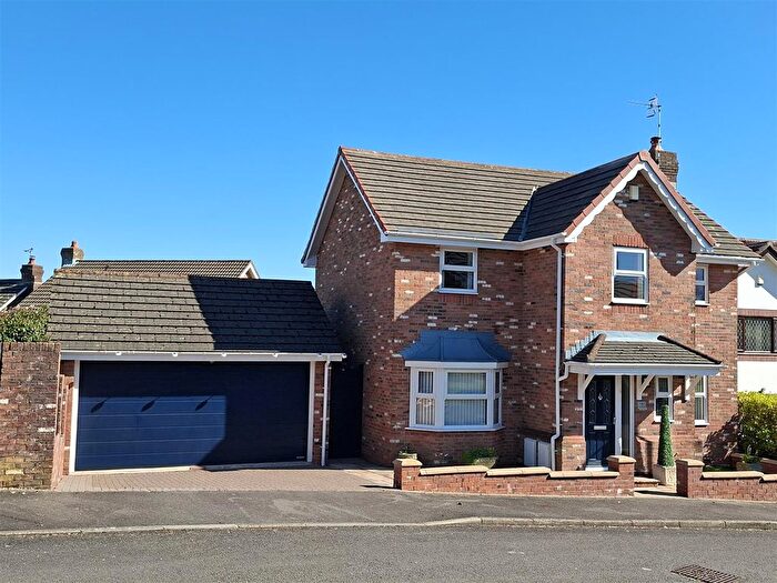 3 Bedroom Detached House For Sale In Roger Beck Way, Sketty, Swansea, SA2