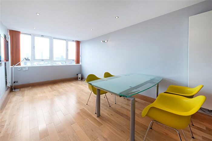 1 Bedroom Flat For Sale In Mount Pleasant, London, WC1X