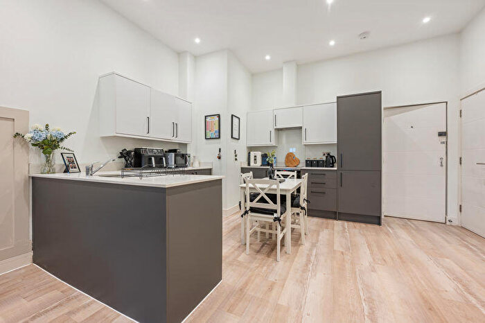 1 Bedroom Apartment For Sale In Commercial Road, Ashley Cross, BH14