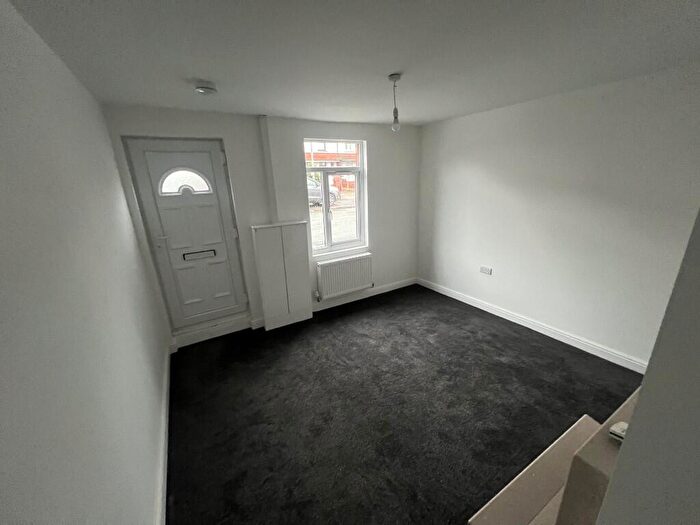 3 Bedroom Terraced House To Rent In Chester Road, Flint, Flintshire, CH6