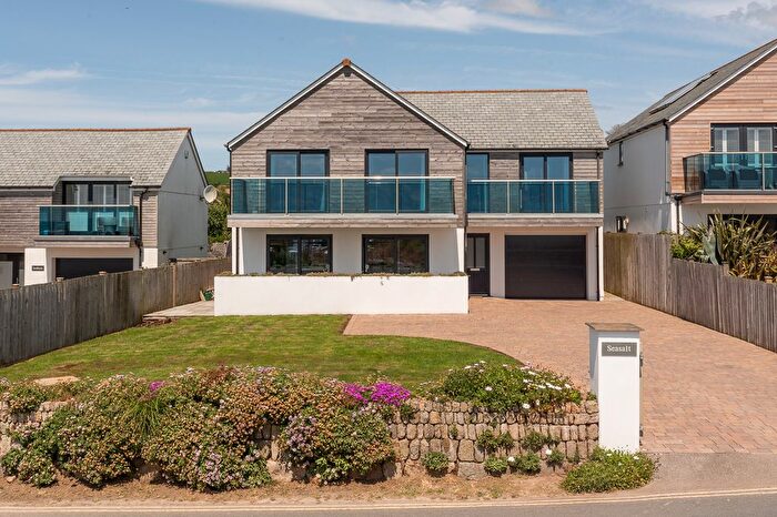 5 Bedroom Detached House For Sale In Castle Drive, Praa Sands, TR20