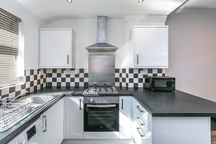 5 Bedroom Semi-Detached House To Rent In £ Pppw, Rusholme Place, Rusholme, M14