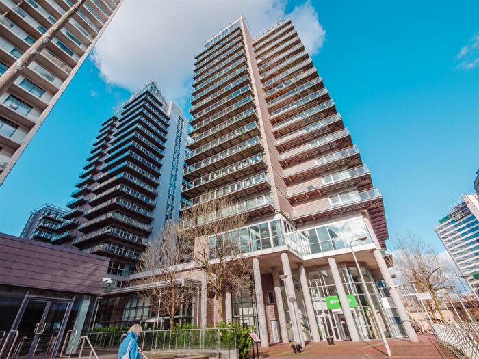 Studio To Rent In Clowes Street, Salford, M3