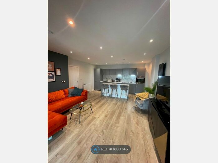 1 Bedroom Flat To Rent In Croydon, Croydon, CR0