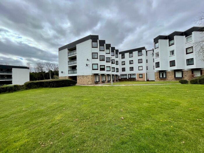 1 Bedroom Ground Flat To Rent In Cadzow House, The Furlongs, Hamilton, ML3