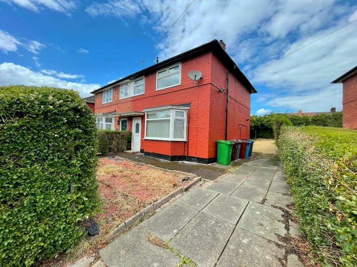 3 Bedroom Semi-Detached House To Rent In Yewlands Avenue, Manchester, M9