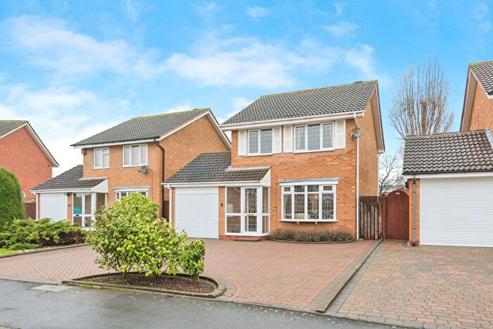 3 Bedroom Detached House For Sale In Anton Drive, Minworth, Sutton Coldfield, B76