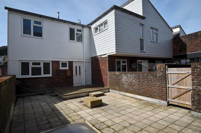 3 Bedroom Property To Rent In The Bourne, Hastings, TN34