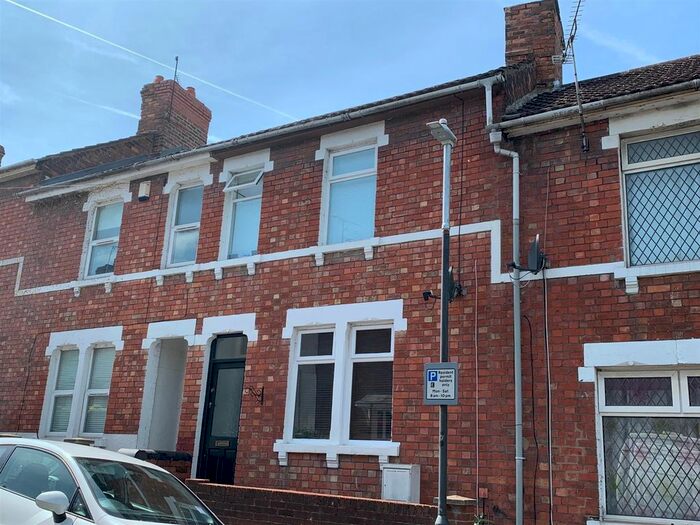 2 Bedroom Terraced House To Rent In Swindon Road, Swindon, SN1