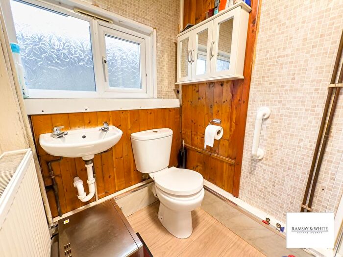 3 Bedroom End Of Terrace House For Sale In George Terrace, Mountain Ash, Mid Glamorgan, CF45