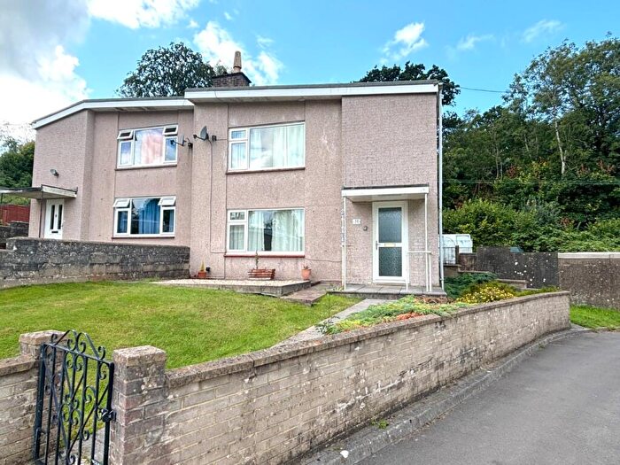 3 Bedroom Semi-Detached House For Sale In Woodside, Midsomer Norton, Radstock, BA3