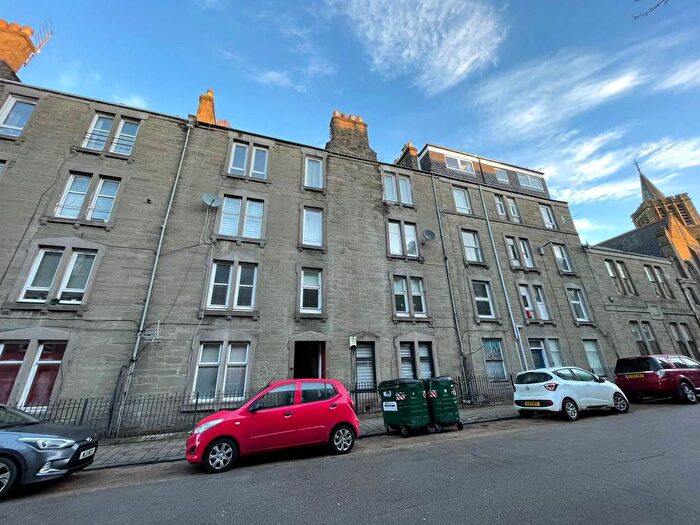 1 Bedroom Flat To Rent In Park Avenue, Dundee, DD4