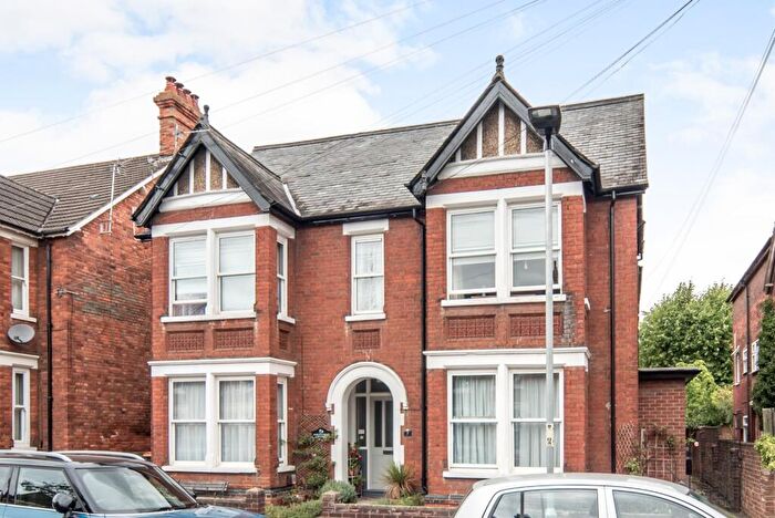 1 Bedroom Flat To Rent In Merton Road, Bedford, MK40