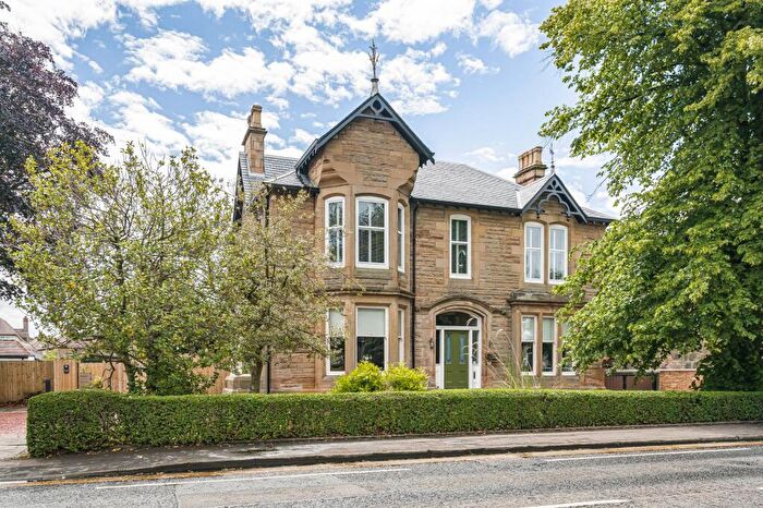 4 Bedroom Flat For Sale In Bo'ness Road, Grangemouth, FK3