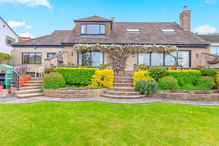 4 Bedroom Detached House For Sale In Hillings Lane, Hawksworth, Leeds, West Yorkshire, LS20