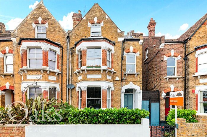 2 Bedroom Flat For Sale In Deronda Road, Herne Hill, SE24