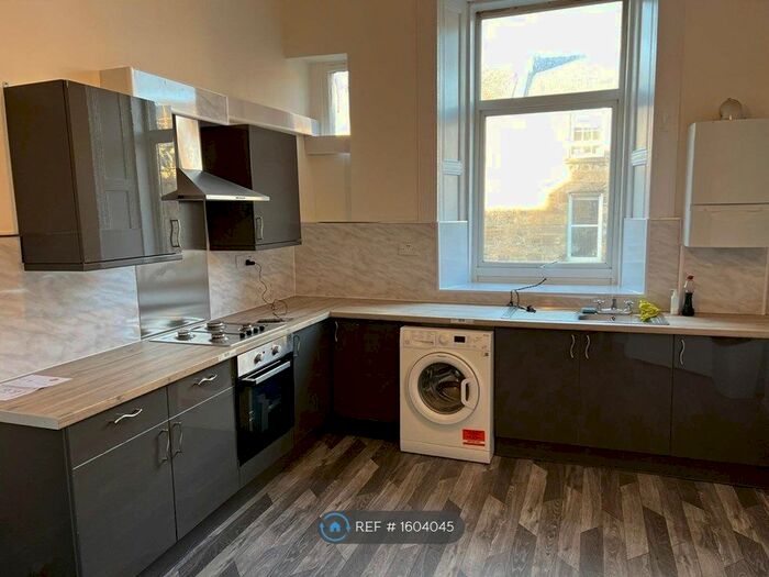 4 Bedroom Flat To Rent In Kelvingrove, Glasgow, G3