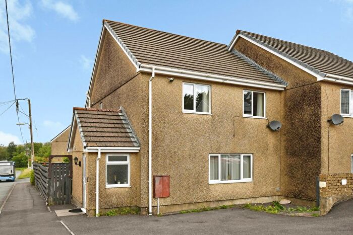 3 Bedroom Semi Detached House For Sale In Lauderdale Road, Tairgwaith, Ammanford, Neath Port Talbot, SA18