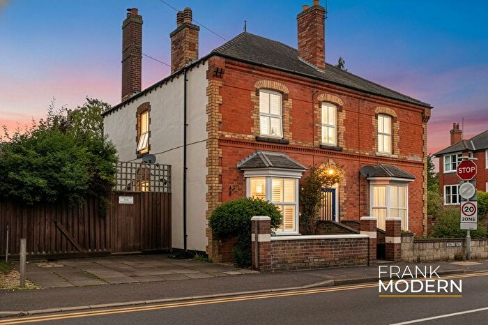 4 Bedroom Property For Sale In West Road, Oakham, LE15