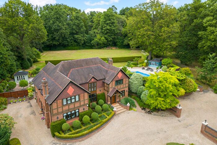 5 Bedroom Detached House For Sale In Cliveden Road, Burnham, SL1