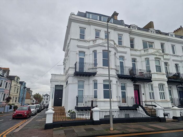1 Bedroom Flat To Rent In Prince Of Wales Terrace, Deal, CT14
