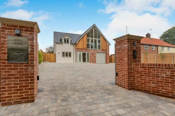 4 Bedroom Detached House For Sale In Lower Road, Westerfield, Ipswich, IP6