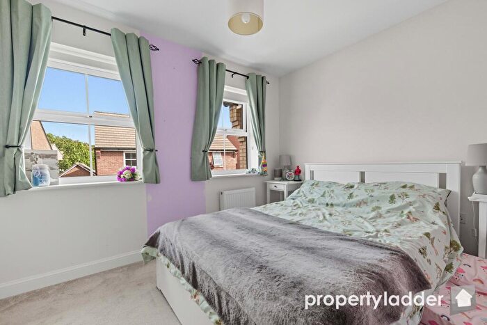 2 Bedroom Semi-Detached House For Sale In Flag Cutters Way, Horsford, NR10