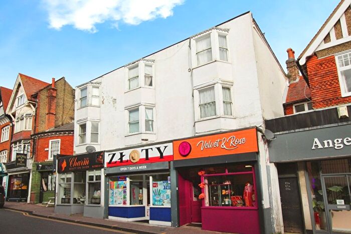 6 Bedroom Flat For Sale In High Street, Ramsgate, Kent, CT11