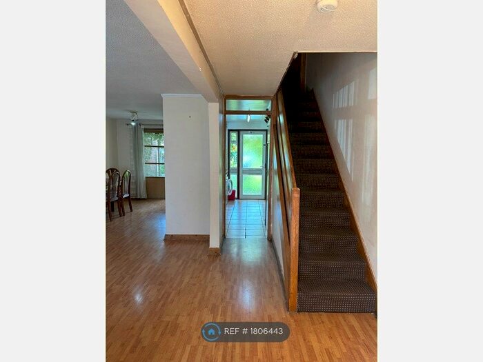 3 Bedroom Terraced House To Rent In Sheppard Street, London, E16