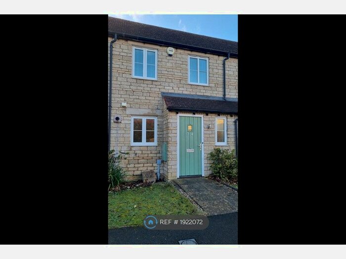 2 Bedroom Terraced House To Rent In Woodrush Gardens, Carterton, OX18