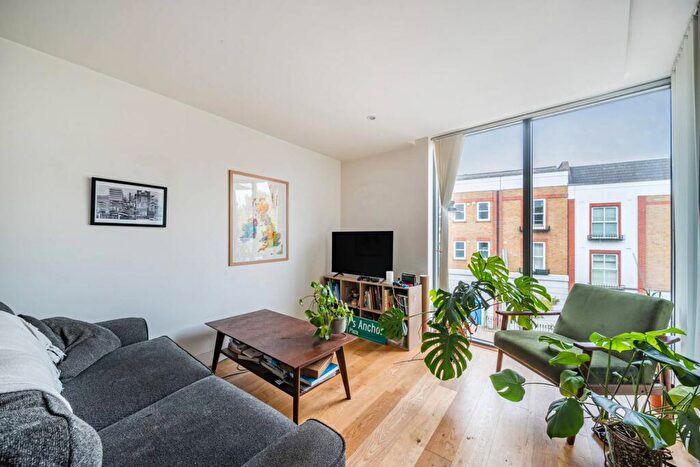 1 Bedroom Flat For Sale In Prebend Street, , Islington, London, N1