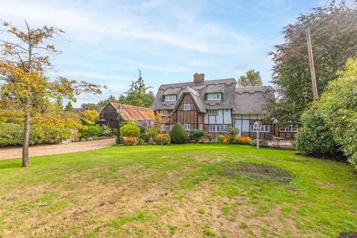 5 Bedroom Detached House For Sale In Totternhoe Road, Eaton Bray, LU6