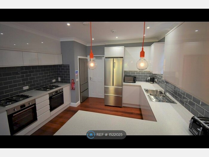 7 Bedroom Terraced House To Rent In Upper Redlands Road, Reading, RG1