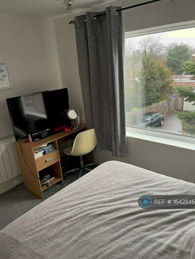 2 Bedroom Flat To Rent In St. Gerards Court, Solihull, B91