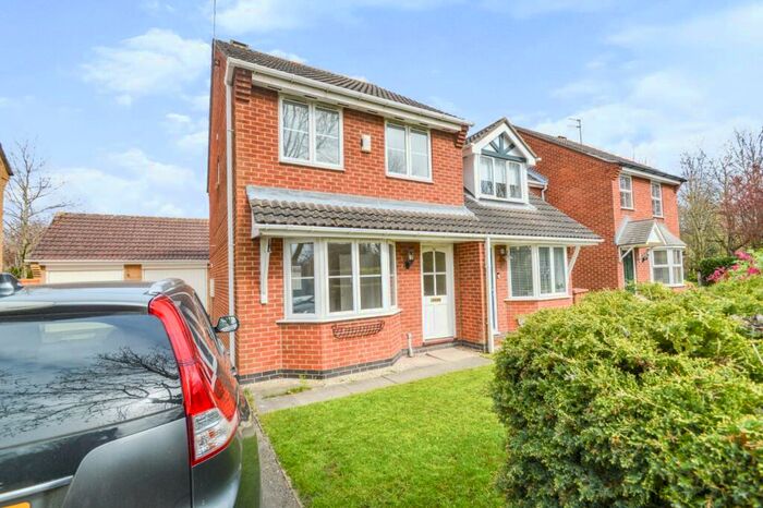 3 Bedroom Semi-Detached House To Rent In St. Marys Close, Elloughton, HU15