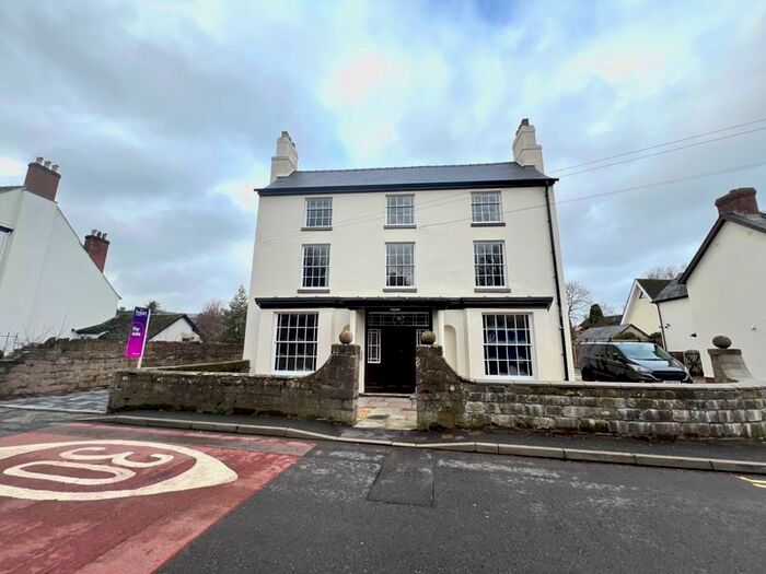 2 Bedroom Flat To Rent In Whitchurch, Ross-On-Wye, HR9