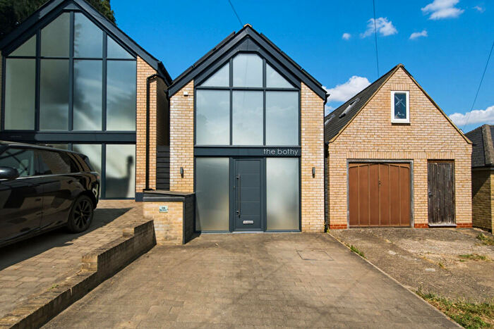 3 Bedroom Detached House For Sale In Mill Hill, Stansted, Essex, CM24