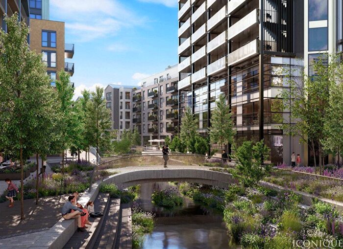 3 Bedroom Flat For Sale In Armoury Way, London, SW18