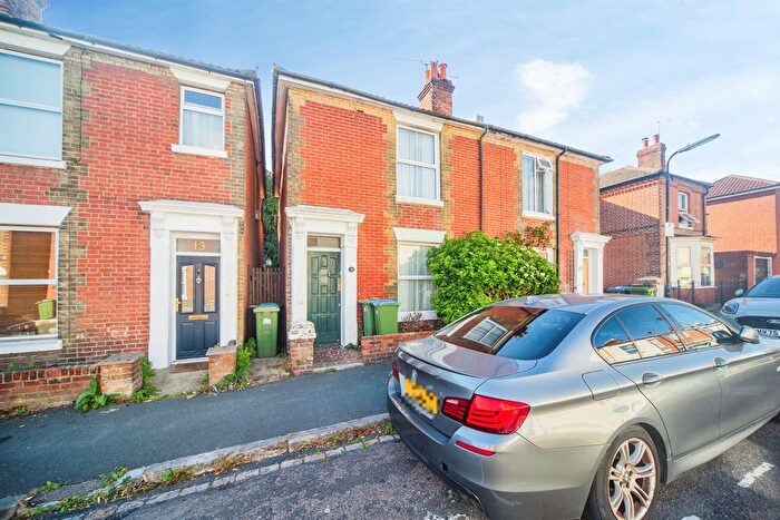 2 Bedroom Semi-Detached House For Sale In Methuen Street, Southampton, SO14
