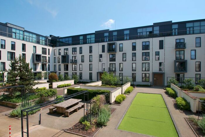 1 Bedroom Flat To Rent In Longmead Terrace, Bath, BA2