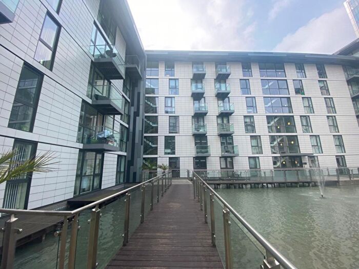 2 Bedroom Flat To Rent In London, E1