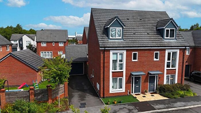 4 Bedroom Semi-Detached House For Sale In John Bradbury Place, Stoke-On-Trent, ST4