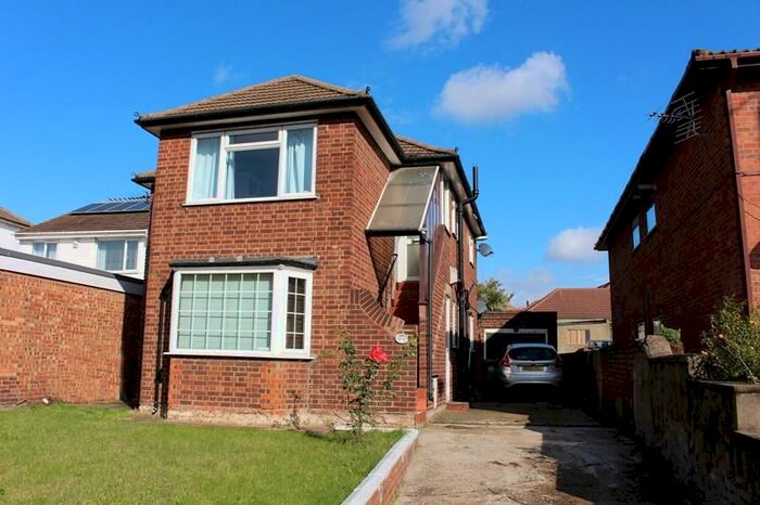 2 Bedroom Maisonette To Rent In Bellegrove Road, Welling, Kent, DA16